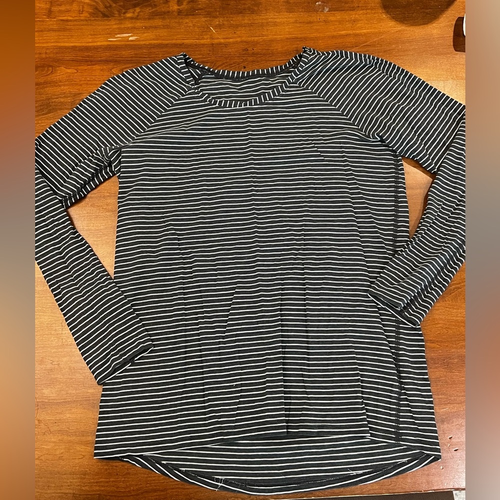 lululemon long sleeve love tee